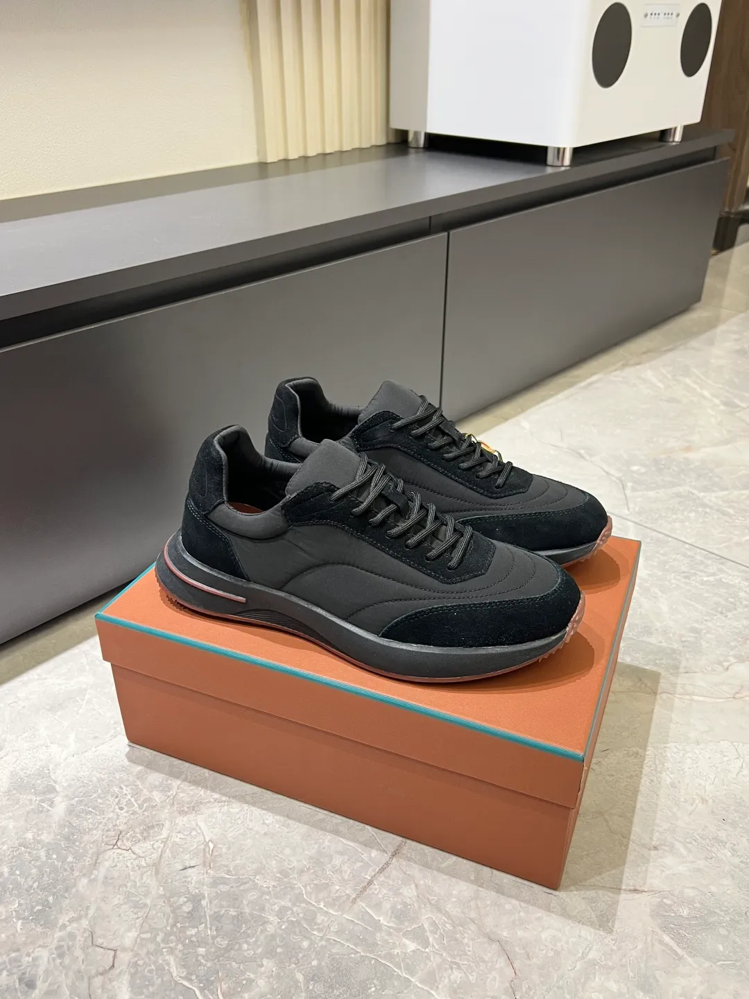 Men's men's shoes 💰p480Loro Men's men's shoes 💰piana niche Loro classic jogging shoes, men's lace-up casual shoes and sneakers, high-quality lightweight and comfortable fabrics, suitable for outdoor leisure, the color scheme is young and energetic, and it looks great with sportswear or casual suits! Size: 38-44 (45 customized)